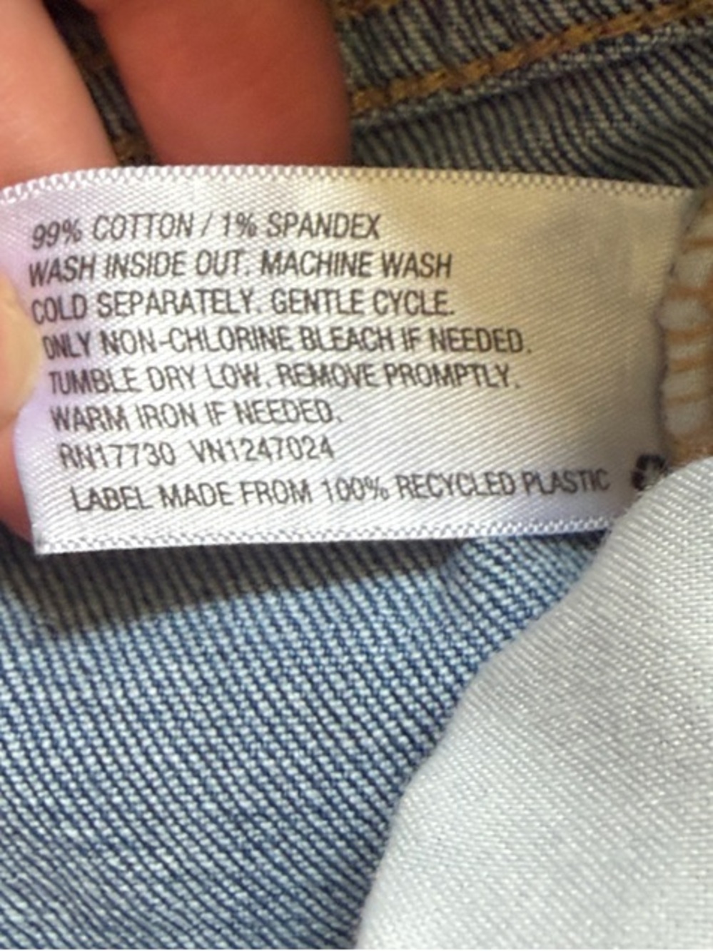Wild Fable Light Blue High Rise Ripped Mom Jeans - Picture 3 of 3